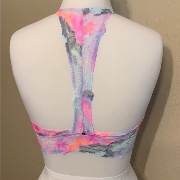 Victoria Secret Pink push-up bra - Picture 3 of 5